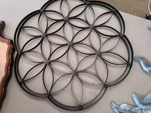 lot 379 image: Circles Metal Wall Art