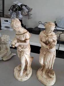 lot 384 image: Lot of (2) Cement Statues