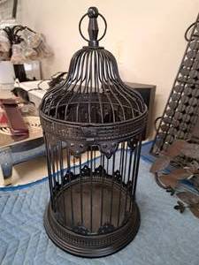 lot 388 image: Bird Cage