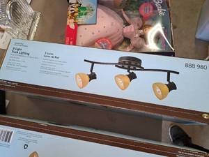 lot 459 image: Hampton Bay 3-Light Track Lighting (in original packaging)