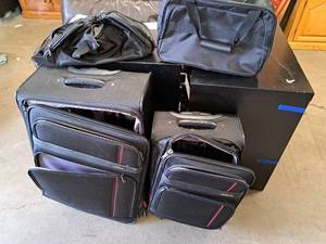 lot 502 image: Samsonite Travel Luggage Set 4-piece
