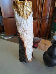 lot 443 image: Ceramic Table Vase
