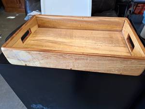 lot 433 image: Wooden Breakfast Serving Tray