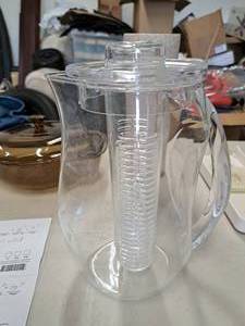 lot 528 image: Pitcher w Infuser