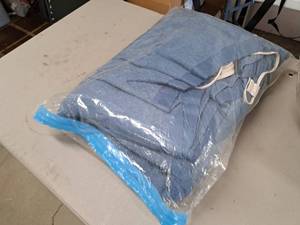 lot 545 image: Heated Blanket