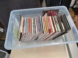 lot 513 image: Lot of (1 Bin) Music CDs