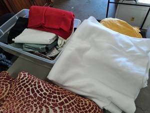 lot 552 image: Lot of  Misc. Fabrics (in bin)