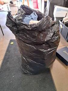 lot 549 image: Lot of (1 Bag) Kitchen Rags