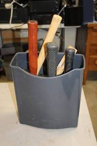 lot 838 image: Lot of (6) Hammers - Claw Hammers, Mallets
