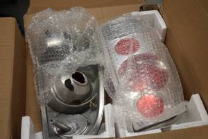 lot 860 image: 2003 Ford Pickup Tail Lights