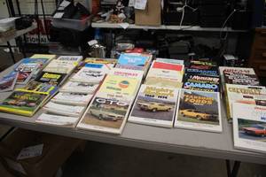 lot 861 image: Lot of (35) Vintage Automotive Books