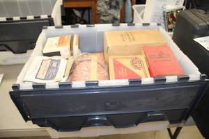 lot 864 image: Lot of (15) AutoTractor Oil Filters