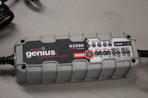 lot 885 image: Noco Genius Smart Charger