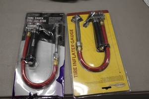 lot 887 image: Lot of (2) Inflator Gauges (in original packaging)