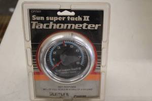 lot 845 image: Sun Super Tach II Tachometer (in original packaging)