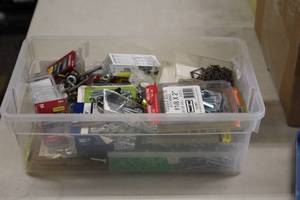 lot 846 image: Lot of (1 Bin) Screws and Hardware