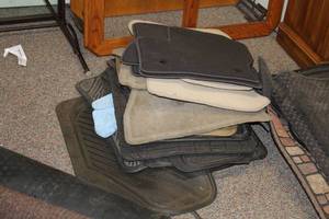 lot 903 image: Lot of (30) Car Floor Mats
