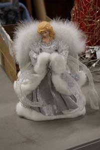 lot 557 image: Christmas Angel (in box)