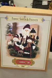 lot 564 image: Grandeur Noel Fabric Santa & Friends Collectors Edition Dcor