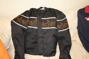 lot 933 image: Fast Gear Jacket Size 2X-Large