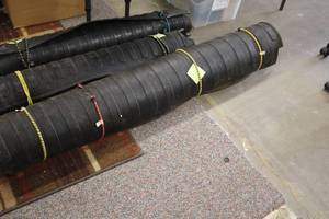 lot 937 image: 1997 Ford Short Bed Truck Bed Mat