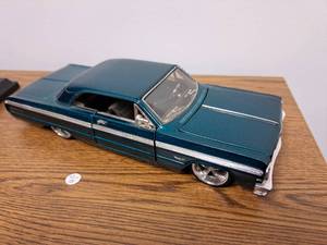 lot 258 image: Chevrolet Coupe 118-Scale Diecast Adult Collectible
