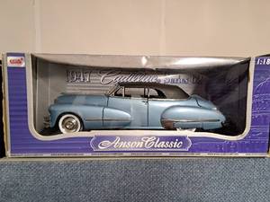 lot 247 image: 1947 Cadillac Convertible 118-Scale Diecast Adult Collectible  by  Anson Classic