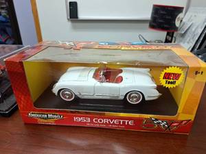 lot 230 image: 1953 Chevrolet Corvette Roadster 118-Scale Diecast Adult Collectible  by  Ertl Collectibles American Muscle