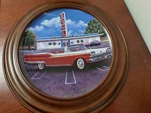 lot 224 image: Bradley Exchange 1959 Red Ford Fairlane by George Angelini Fabulous Cars of the Fifties Series Collectors Plate