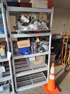 lot 946 image: Plastic Storage Shelf 5-tier