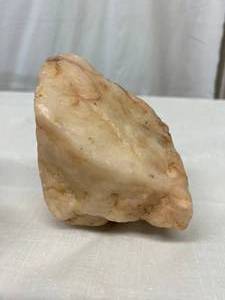 lot 112 image: Large Approx 5-6 Piece Of Quarts - We Are Not Rock Experts...So Please View Pictures & Decide For Yourself 
