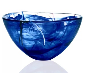 lot 3 image: NEW IN ORIGINAL BOX - KOSTA BODA Contrast Blue Bowl - Small -&nbspDesign by Anna Ehrner -&nbspmade using a technique called centrifuging.&nbspH 3.375 W 6.25