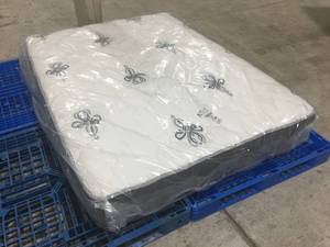 Brand New Doctors Choice� Plush Queen Mattress