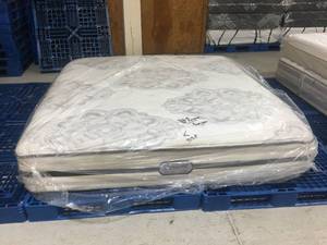 Brand New Beautyrest Platinum Fairview Luxury Firm King Mattress