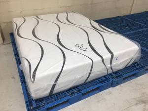lot 5 image: Brand New Sound Sleep 14 Advanced Gel Technology Extra Firm Hybrid Queen Mattress