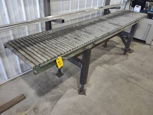 lot 27 image: Make-Up Conveyor, 2x10, Adjustabl...