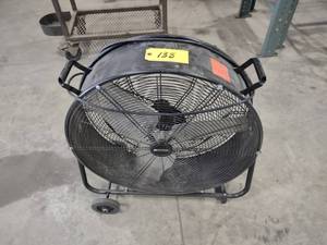 lot 138 image: Utilitech 24 Fan...