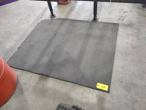 lot 146 image: Rubber Floor Mat, 48x58...