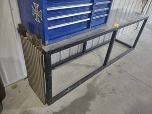lot 40 image: Heavy Duty Steel Bench Unit, 98x24x...
