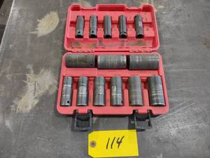 lot 114 image: Grip 12 Impact Sockets, 38-1 14...