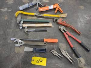 lot 124 image: Assorted Tools...