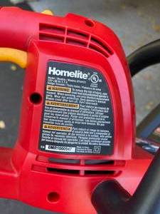 lot 250 image: Homelite Hedge Sweep 22 Inch Electric Hedge Trimmer Model UT44121