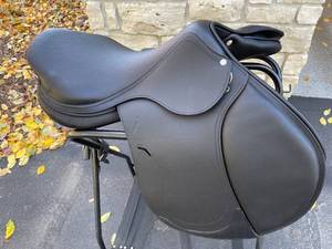 lot 255 image: Antars Sellier Saddle - Size XL