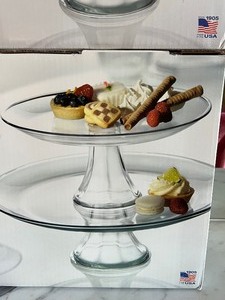 lot 92 image: Two NEW Anchor Hocking 3 Piece Presence Tiered Platter Sets