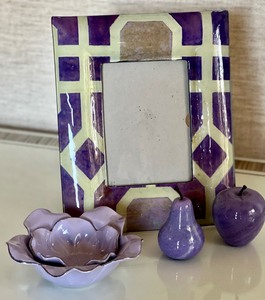 lot 32 image: Lovely LavenderPurple Home Decor Grouping