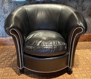 lot 123 image: Black Leather Chair with Silver Rivet Accents by Leathercraft