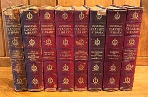 lot 117 image: 8 Vintage Editions of Universal Classics Library Books