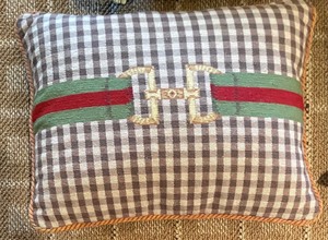 lot 136 image: Grouping of 5 Horse Themed Accent Pillows