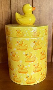 lot 148 image: Quack Quack Quack