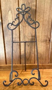 lot 379 image: 2 Ornate Metal Picture Stands
